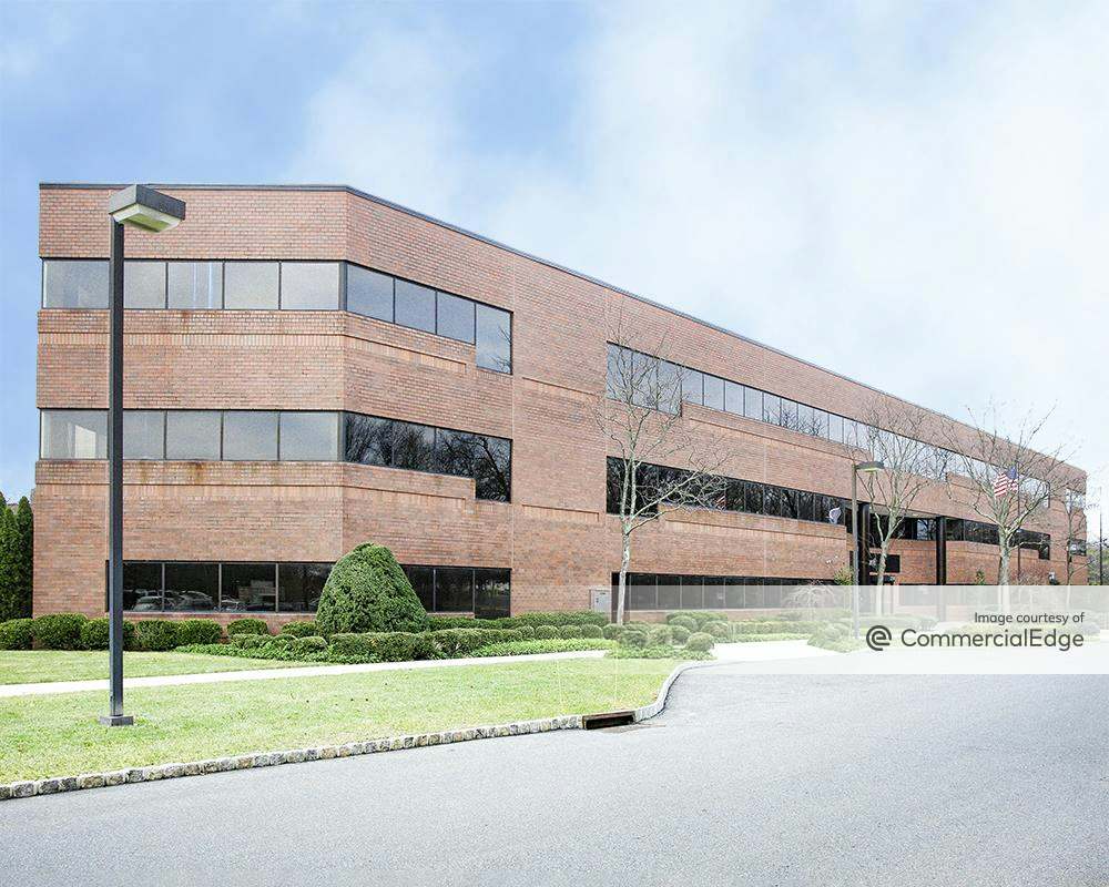 2045 Lincoln Hwy, Edison Office Space For Lease